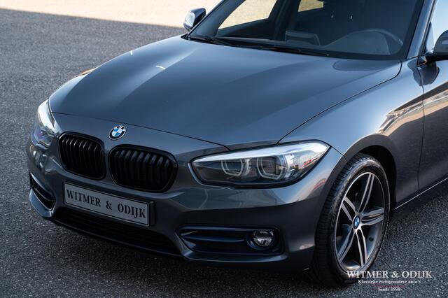 BMW 1-SERIE 118i Sportstoelen, M-stuur, NL-auto