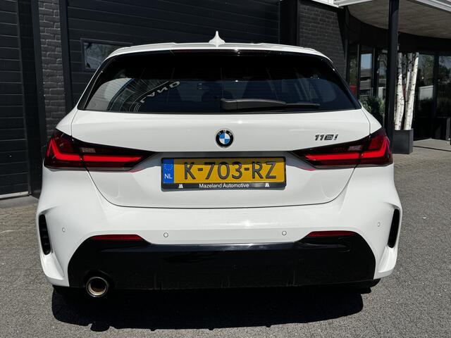 BMW 1-SERIE 118i High Executive Edition M-Sport Dealer OH | Navi | ACC | Carplay | Sfeer | ¤19.900,- incl. BTW