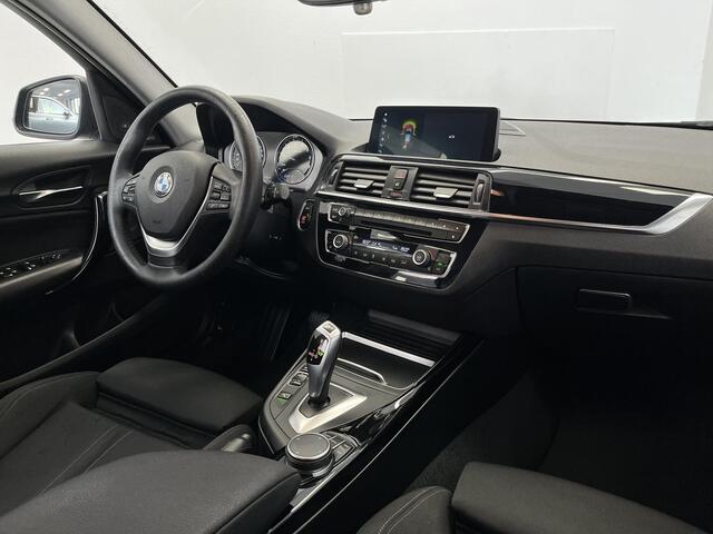 BMW 1-SERIE 118i High Executive | HARMAN & KARDON | CARPLAY | CAMERA | ACC |