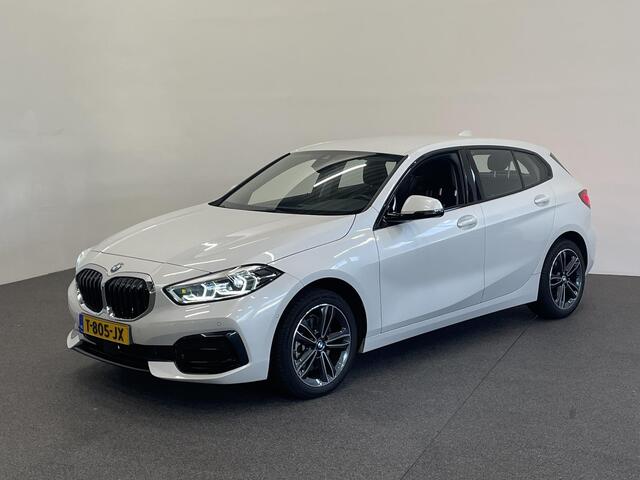 BMW 1-SERIE 118i Sportline Business Edition Automaat Navigatie Apple Carplay/Android Auto Camera Parkeersensoren Cruise Control Virtual Cockpit Sfeerverlichting Ledverlichting Climate Control Lichtmetalen velgen