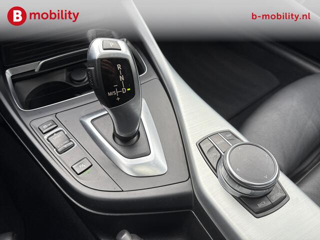BMW 1-SERIE 118i High Executive M-Sport Schuif/Kanteldak Harman/Kardon | Achteruitrijcamera | Apple CarPlay | Leer | Stoelverwarming