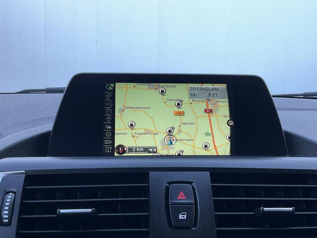 BMW 1-SERIE 116i Navi Airco Keyless Start Bluetooth Audio LMV