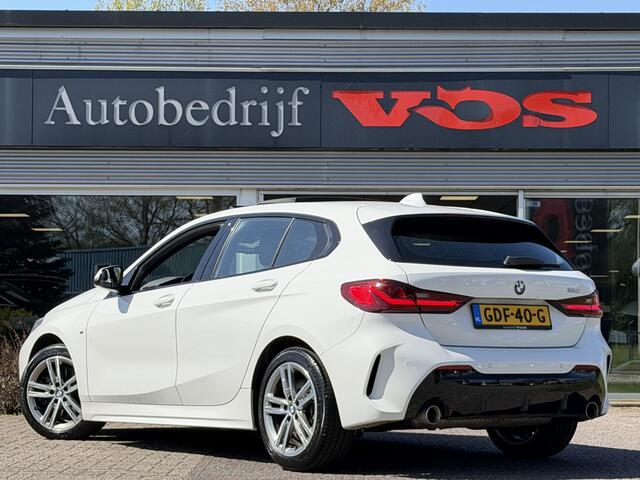 BMW 1-SERIE 120i | Panodak | HUD | Memory | Stuurverwarming