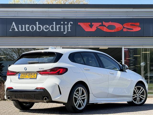 BMW 1-SERIE 120i | Panodak | HUD | Memory | Stuurverwarming