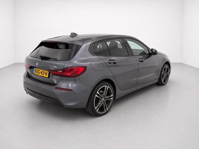 BMW 1-SERIE 118i AUT|Vol Leder|Virtual Cockpit |M-velgen|Stoelverw|CarPlay|PDC|Sport Look