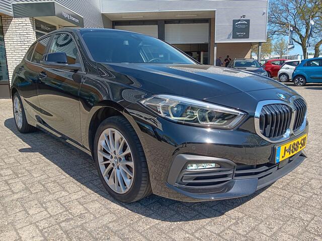 BMW 1-SERIE 118i 141pk Executive Edition|automaat|carplay|cruise|clima