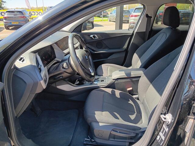 BMW 1-SERIE 118i 141pk Executive Edition|automaat|carplay|cruise|clima