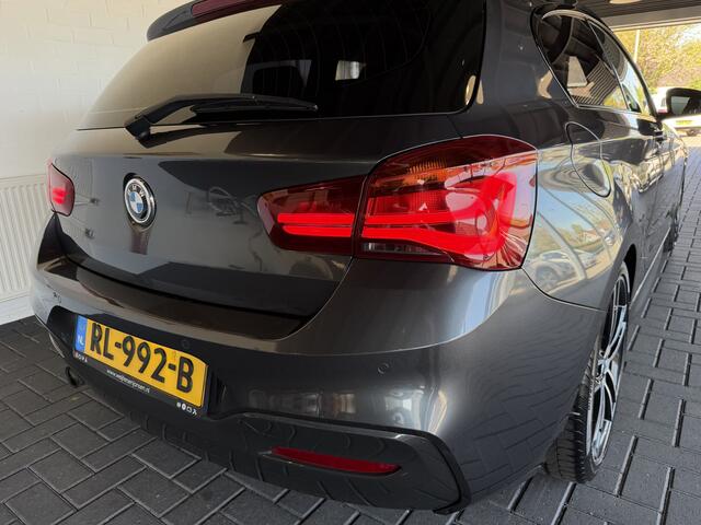 BMW 1-SERIE 118i Edition M Sport Shadow Executive