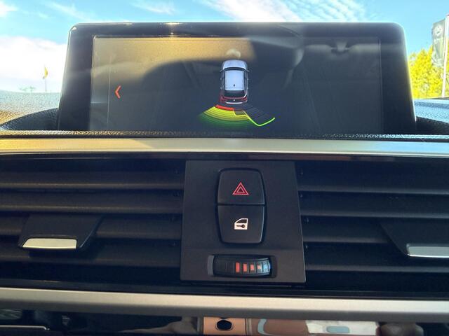 BMW 1-SERIE 118i Corporate Lease Executive AUTOMAAT | NAVIGATIE | PARKEER SENSOREN | CRUISE CONTROL | LED | APPLE CARPLAY | AIRCO/ECC | VOLLEDIG DEALER ONDERHOUDEN