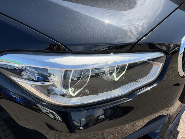 BMW 1-SERIE 118i Corporate Lease Executive AUTOMAAT | NAVIGATIE | PARKEER SENSOREN | CRUISE CONTROL | LED | APPLE CARPLAY | AIRCO/ECC | VOLLEDIG DEALER ONDERHOUDEN