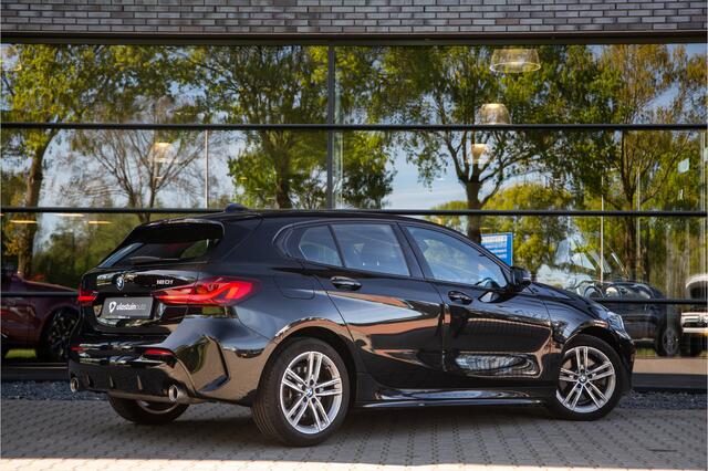 BMW 1-SERIE 120i High Executive M-Sport , Adap. cruise, Carplay,