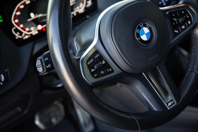 BMW 1-SERIE 120i High Executive M-Sport , Adap. cruise, Carplay,