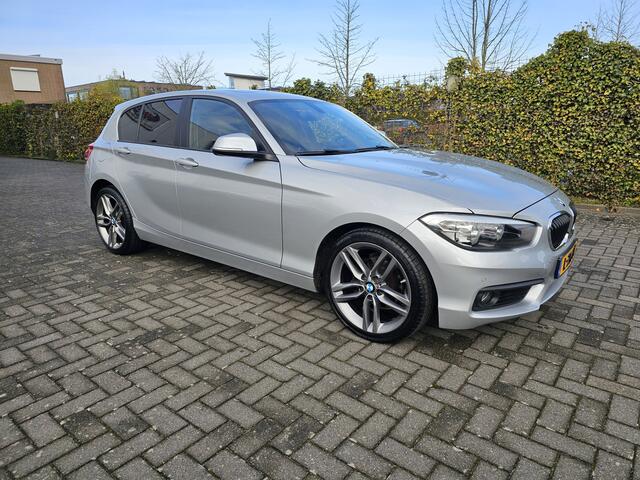 BMW 1-SERIE 118i High Executive