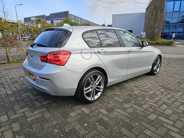 BMW 1-SERIE 118i High Executive