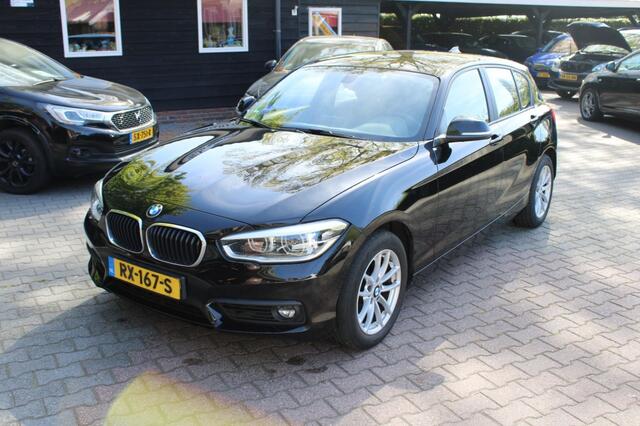BMW 1-SERIE 118I Executive Automaat - Navi Clima