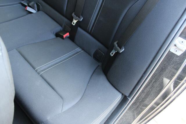 BMW 1-SERIE 118I Executive Automaat - Navi Clima