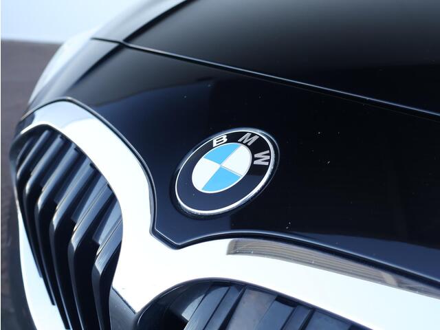 BMW 1-SERIE 118i Executive Edition Sport Line | Cruise Control | HiFi | Shadow Line | Live Cockpit Professional | Stoelverwarming | Sportstoelen |