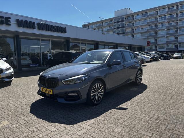 BMW 1-SERIE 118i Executive Edition Navi Lmv Cruise Pdc Nap