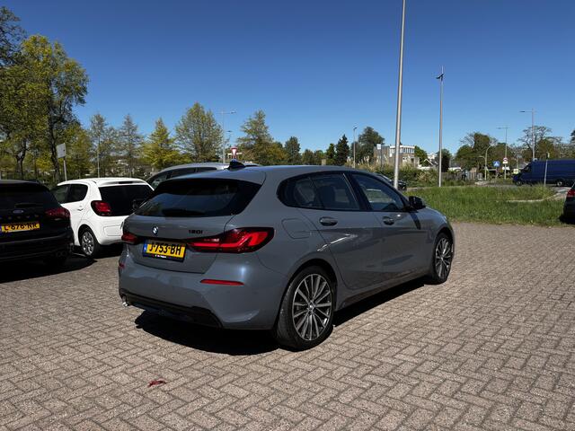 BMW 1-SERIE 118i Executive Edition Navi Lmv Cruise Pdc Nap