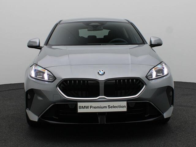 BMW 1-SERIE 120 M Sportpakket Pro | Premium Pack | M Adaptief Onderstel | Parking Assistant | 18'' | Ekris Selection