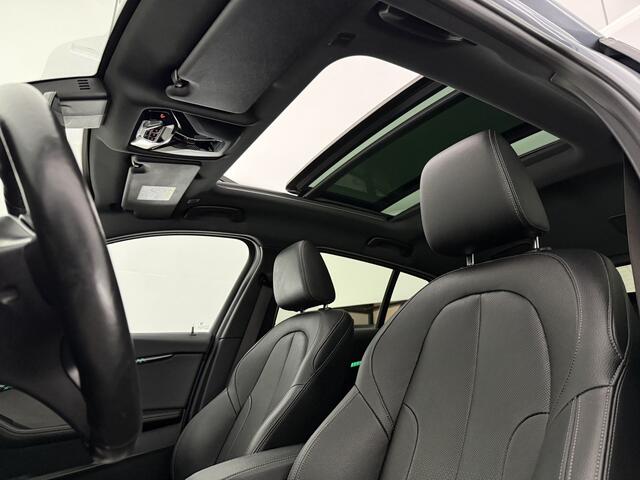 BMW 1-SERIE 118i Business Edition Plus M-Sport | Pano | Sfeer | HUD | Virtual | H/K | Camera | Carplay | NAP