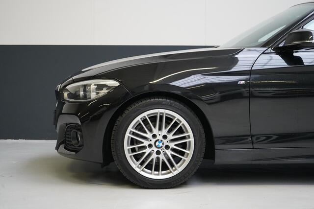 BMW 1-SERIE 116i Edition M Sport Shadow | Navigatie | Lm velgen | Leder | Unieke km-stand