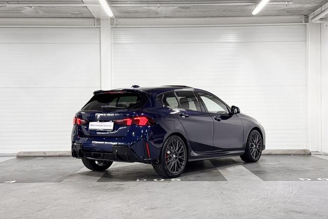 BMW 1-SERIE 120 | M-Sport Pro | Innovation Pack | Driving Assistant | Parking Assistant Plus | Harman/Kardon | Panoramdak | Comfort Access