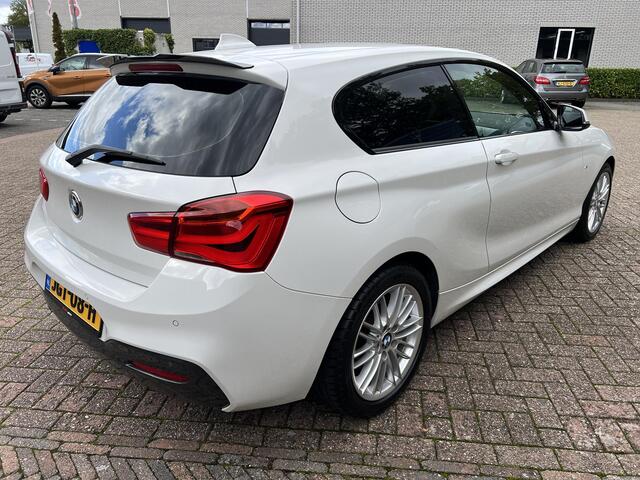 BMW 1-SERIE 118i Automaat/M Sport/LED/Stoelverwarming