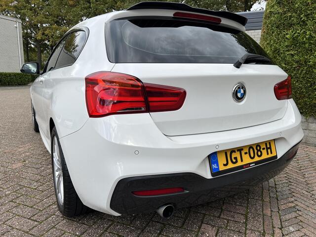 BMW 1-SERIE 118i Automaat/M Sport/LED/Stoelverwarming