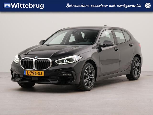 BMW 1-SERIE 116i Executive Edition automaat | Apple Carplay | Navigatie | Sportstuur | Acheruitrij camera | Parkeersensoren voor en achter | Spraakbediening |