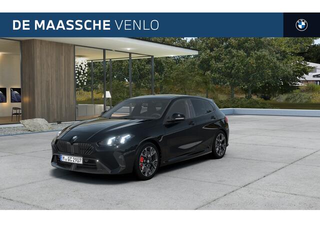 BMW 1-SERIE 120 M Sport Automaat / Sportstoelen / Adaptieve LED / M Adaptief onderstel / Parking Assistant / Comfort Access / Stoelverwarming