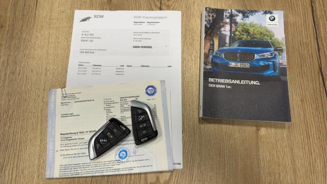 BMW 1-SERIE 118i High Executive Automaat Trekhaak