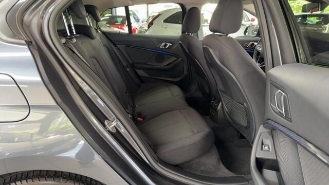 BMW 1-SERIE 118i High Executive Automaat Trekhaak