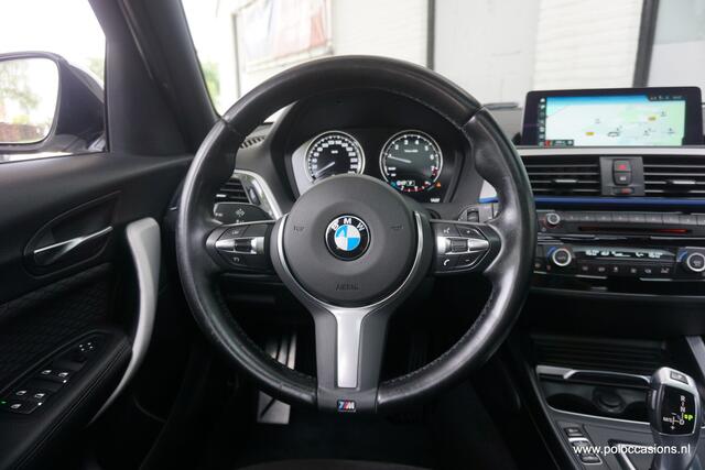 BMW 1-SERIE 118i M-Pakket | Automaat | Schuif/kantel | Carplay