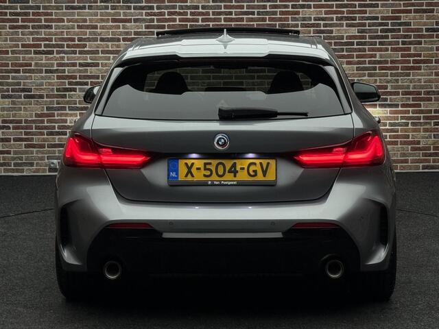 BMW 1-SERIE 120i M Pakket Panorama Kuip H/K Camera Dealer Garantie