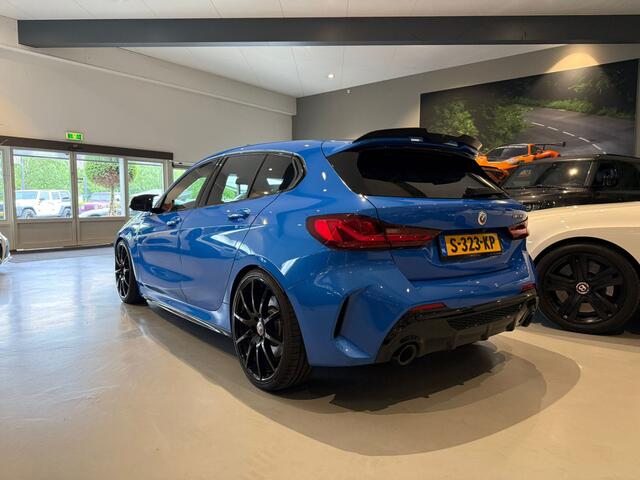 BMW 1-SERIE M135i xDrive Edition M Performance Panodak HUD Maxton Camera Keyless