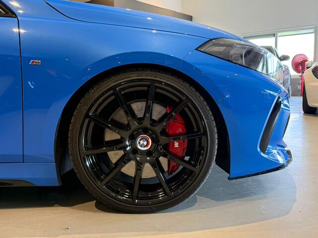 BMW 1-SERIE M135i xDrive Edition M Performance Panodak HUD Maxton Camera Keyless