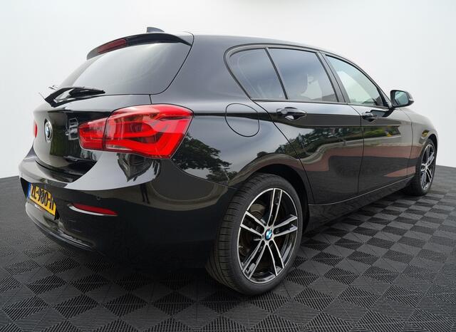 BMW 1-SERIE 118i Sport Line Aut., Clima | Navi | Pdc