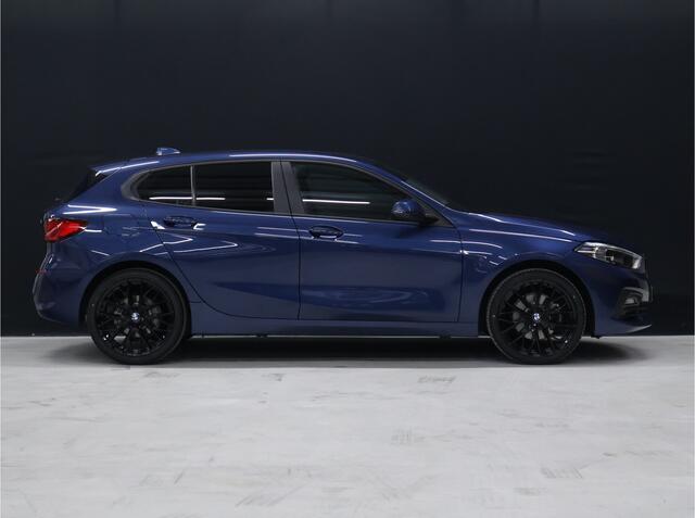BMW 1-SERIE 118i M Sport [M STUUR, APPLE CARPLAY, STOELVERWARMING, VOL LEDER, ANDROID, DIGITAL DASH, LED, CRUISE CONTROL, CLIMATE CONTROL, NIEUWSTAAT]