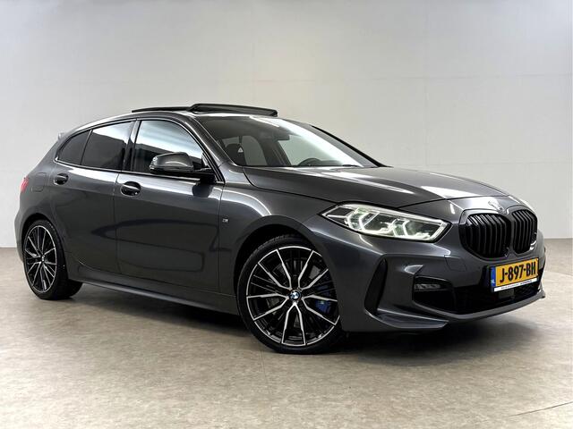 BMW 1-SERIE 118i Executive Edition M-Sport | Pano | Virtual | Sfeer | Carplay | Cruise | Parkeersens. | NAP