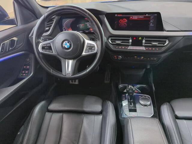 BMW 1-SERIE 118i High Executive Edition NL-AUTO | M-PAKKET | LEDER | SFEER VERLICHTING