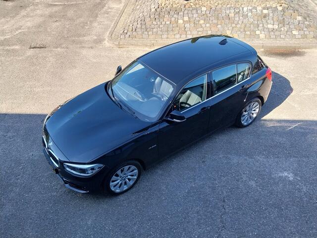 BMW 1-SERIE 116d AUTOMAAT Executive XENON NAVI CRUISE ECC TREKHAAK