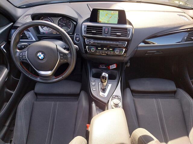 BMW 1-SERIE 116d AUTOMAAT Executive XENON NAVI CRUISE ECC TREKHAAK