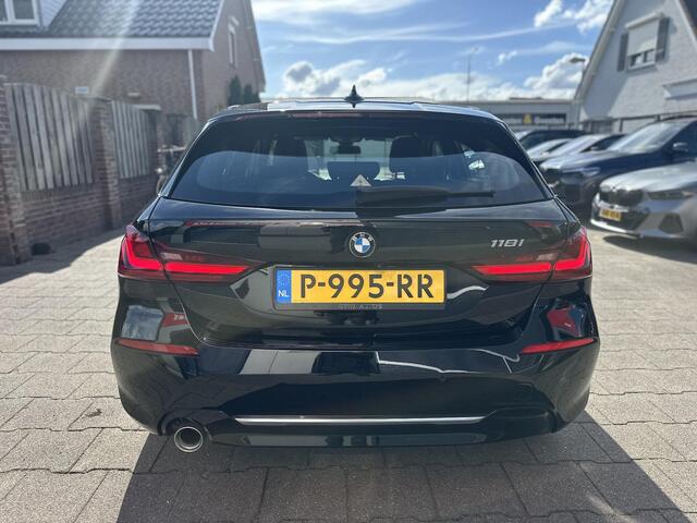 BMW 1-SERIE 118i Executive Luxury NL Panodak|Leder|sport|HiFi