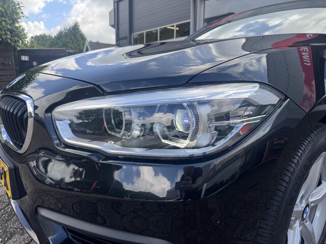BMW 1-SERIE 118i Executive RIJKLAAR PRIJS, AUTOMAAT, Trekhaak, Cruise, Navi, Airco.