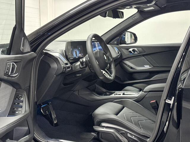 BMW 1-SERIE 120 | M-Sport Pro | Panoramadak | Harman/Kardon | Stoelverwarming | Driving Assistant Plus | Huisselectie