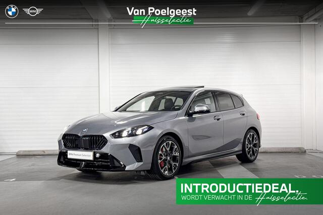 BMW 1-SERIE 120 | M-Sport Pro | Harman/Kardon | Comfort Access | Stoelverwarming | Panoramadak | Driving Assistant Plus | Huisselectie