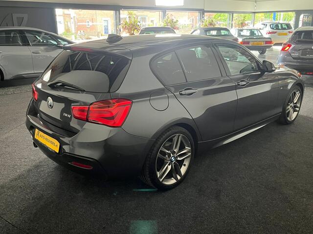 BMW 1-SERIE 118i M-Sport High Executive / Panorama / Camera / Navigatie / LED