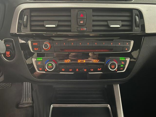 BMW 1-SERIE 118i M-Sport High Executive / Panorama / Camera / Navigatie / LED