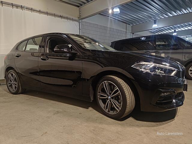 BMW 1-SERIE 120i 178pk M-Sport-Line Aut.7 131kw 5 Drs Connect Pack / Navi / LED / DAB / ACC / Carplay